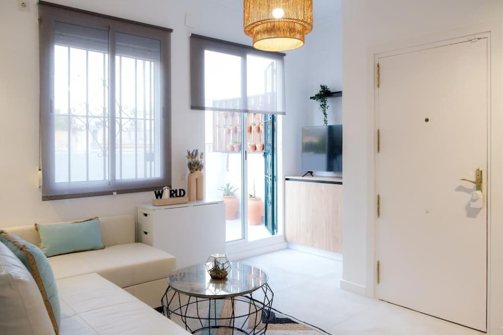 Atico Exclusivo Con Terraza En Santa Catalina Apartment เซบีญา ภายนอก รูปภาพ