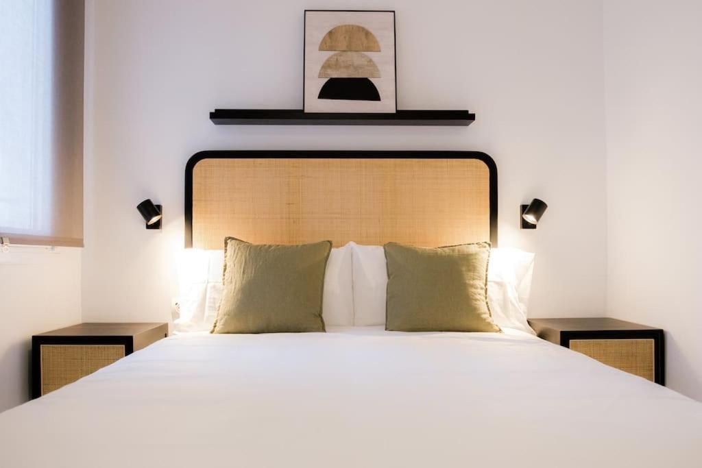 Atico Exclusivo Con Terraza En Santa Catalina Apartment เซบีญา ภายนอก รูปภาพ