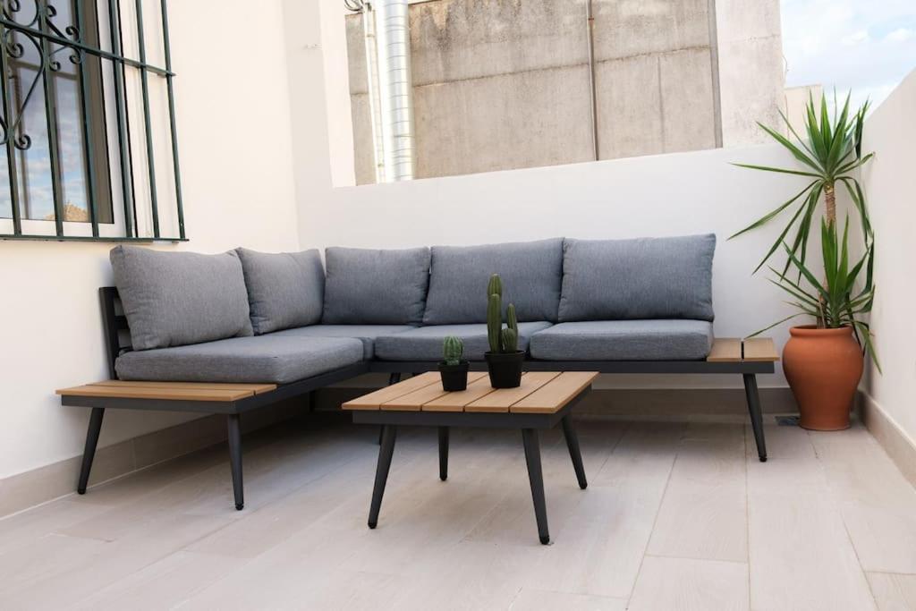 Atico Exclusivo Con Terraza En Santa Catalina Apartment เซบีญา ภายนอก รูปภาพ