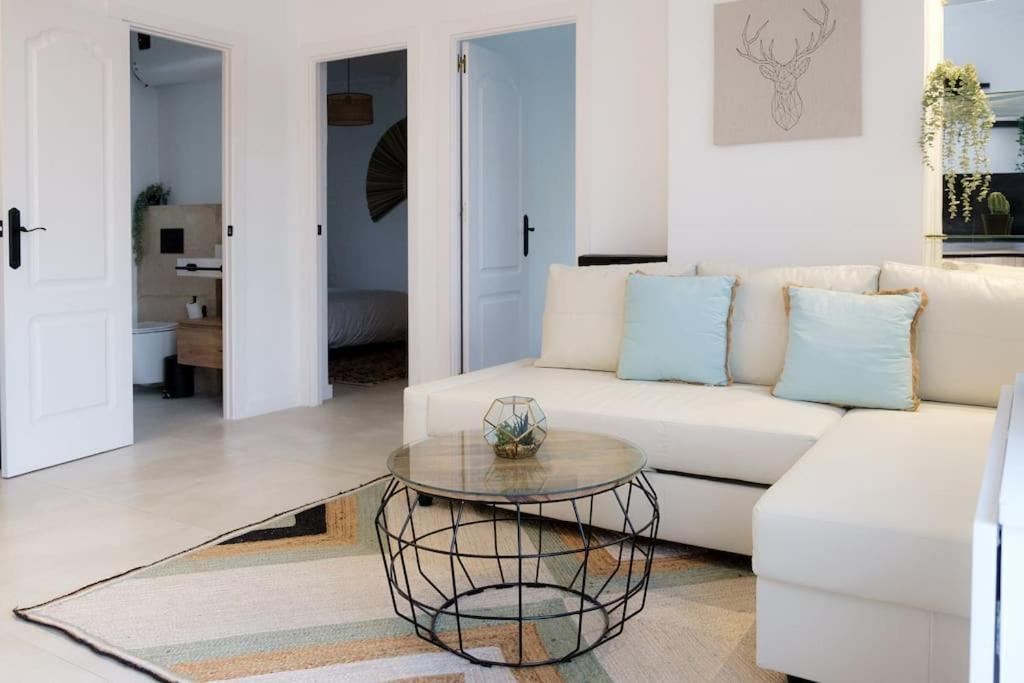 Atico Exclusivo Con Terraza En Santa Catalina Apartment เซบีญา ภายนอก รูปภาพ