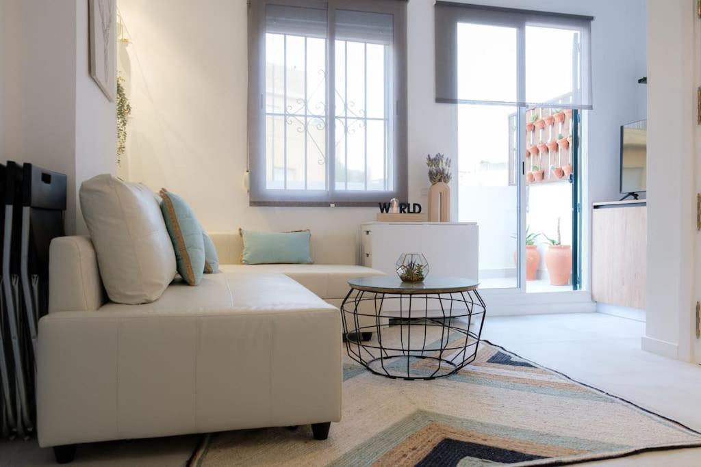Atico Exclusivo Con Terraza En Santa Catalina Apartment เซบีญา ภายนอก รูปภาพ