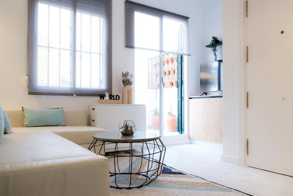Atico Exclusivo Con Terraza En Santa Catalina Apartment เซบีญา ภายนอก รูปภาพ